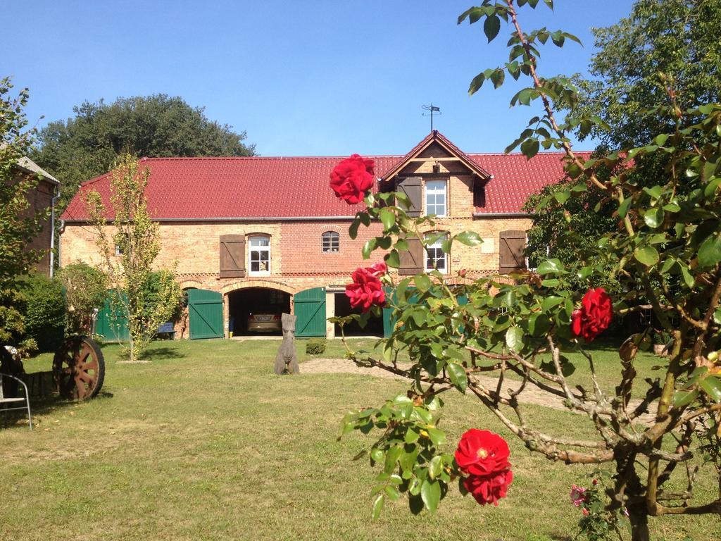 Pension Kunsthof Dahrenstedt מראה חיצוני תמונה